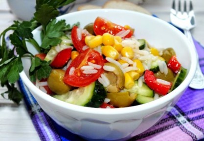 Удивительный салат из риса с овощами: легкость и сытность в одном блюде