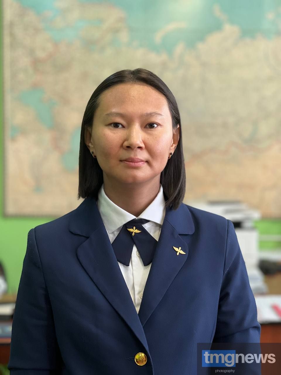 Через бортпроводника к штурвалу: как Сайдаш Ооржак стала первым пилотом-женщиной в Туве Через бортпроводника к штурвалу: как Сайдаш Ооржак стала первым пилотом-женщиной в Туве