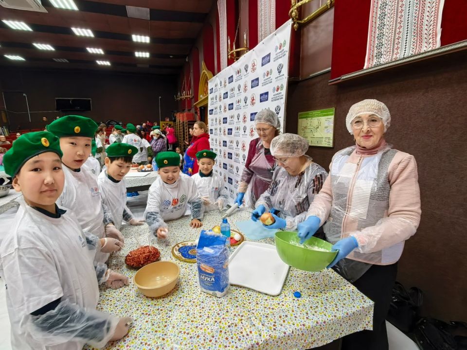 В Туве прошла традиционная благотворительная акция «Лепи добро»