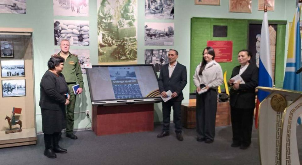 В Национальном музее Тувы новые граждане России приняли присягу