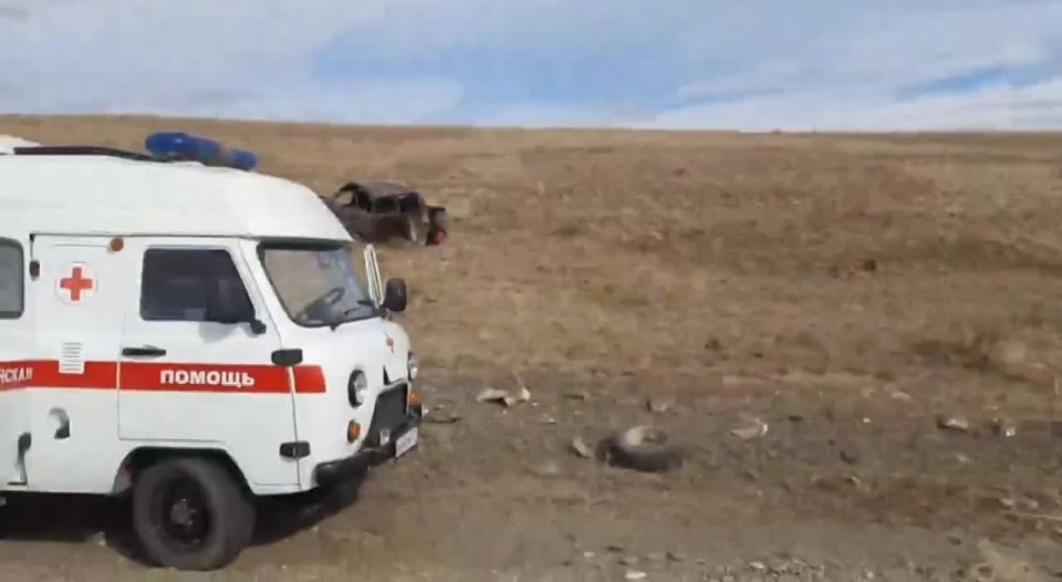 Итоги деятельности Главного управления МЧС России по Республике Тыва за 2025 год: в Туве пожарно-спасательные подразделения и спасатели МЧС России реагировали на 321 дорожно-транспортное происшествие, в которых были спасены...