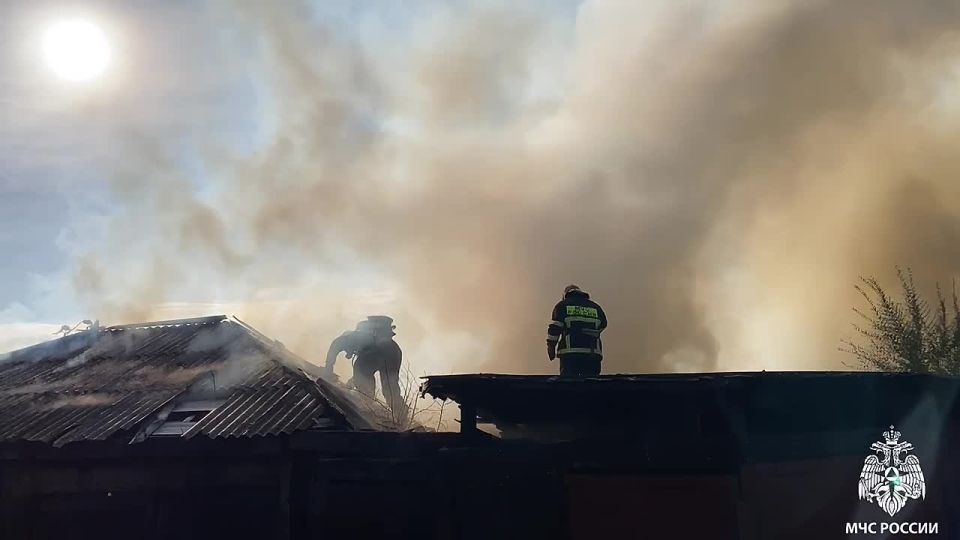 Итоги 2025 года: пожарно-спасательными подразделениями Главного управления МЧС России по Республике Тыва потушено 1211 пожаров, на которых спасено 42 человека, из них 13 детей