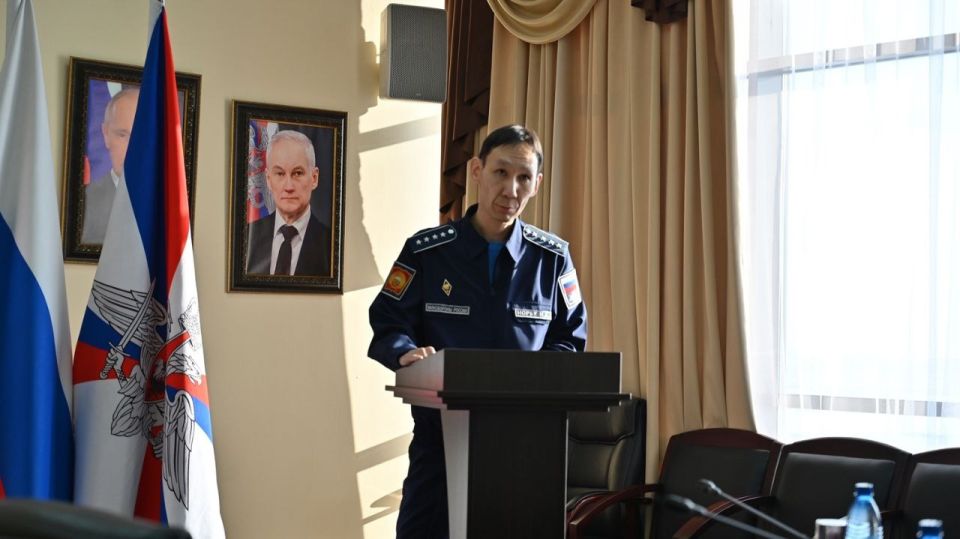 � ������ ������ ��������������� ������� ����� ��� ������� ���������: �� ���� � �������� � ����� � �����������