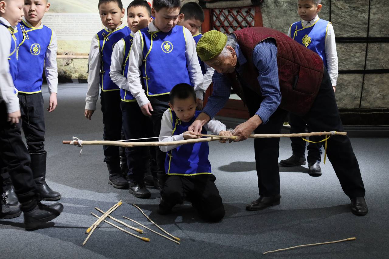 В преддверии Шагаа-2026 школьники познакомились с традициями праздника в Национальном музее В преддверии Шагаа-2026 школьники познакомились с традициями праздника в Национальном музее