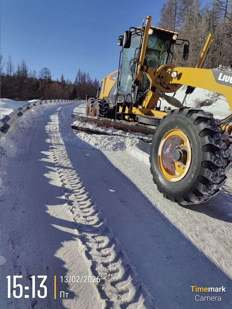Дорожные службы Тувы переведены на усиленный режим работы из-за снегопадов Дорожные службы Тувы переведены на усиленный режим работы из-за снегопадов