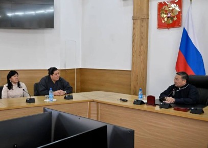 Глава Тувы встретился с прославленным тувинским сумоистом Амыр-Санаа Даваа