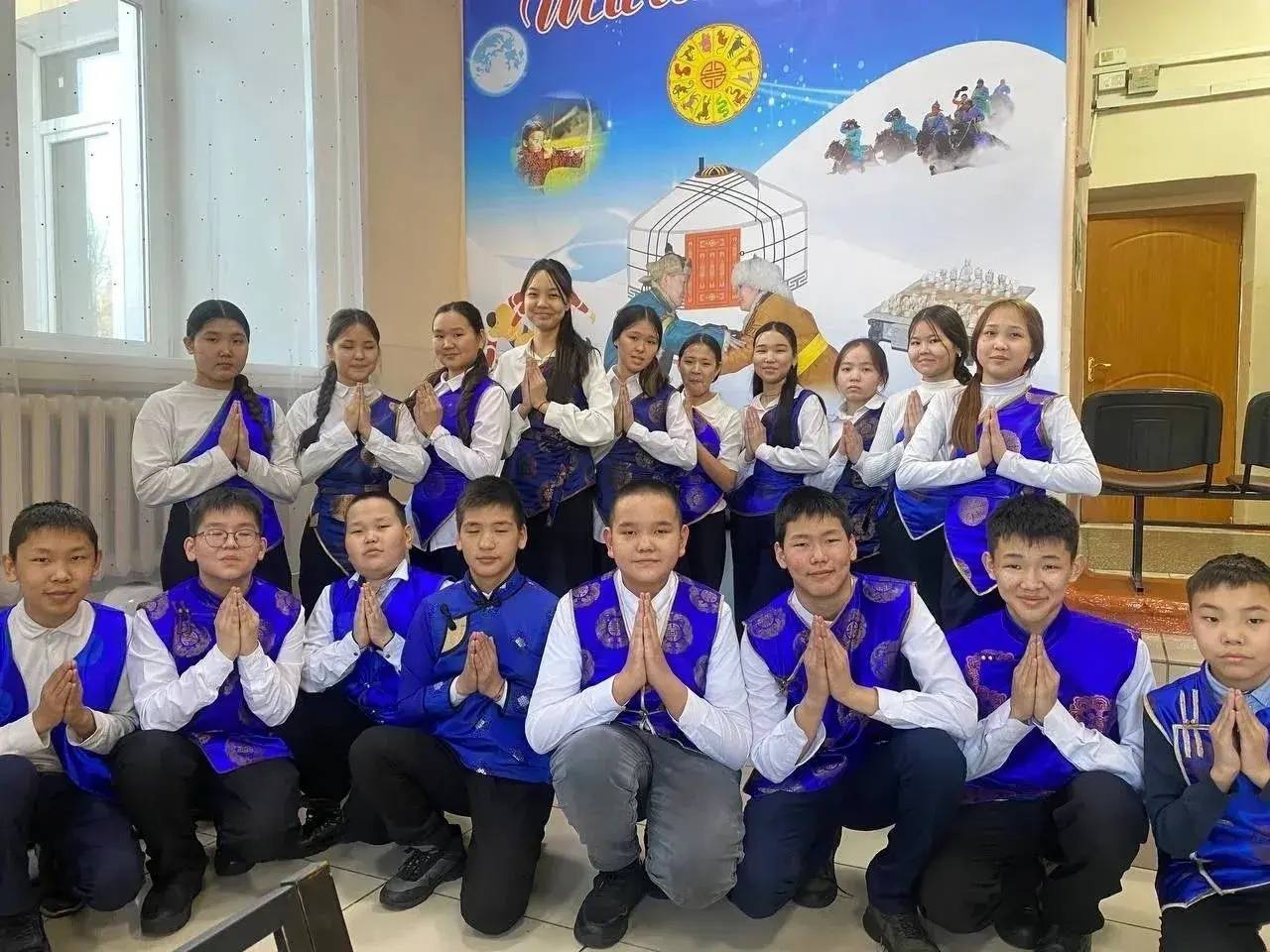 Школы Тувы активно отмечают Шагаа: от национальных игр до погружения в культуру