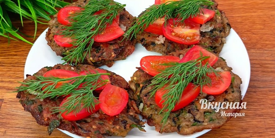 Непревзойденная закуска: ароматные котлетки из баклажанов