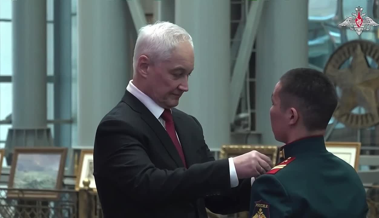 Найыр Кыргыс получил звезду Героя Российской Федерации