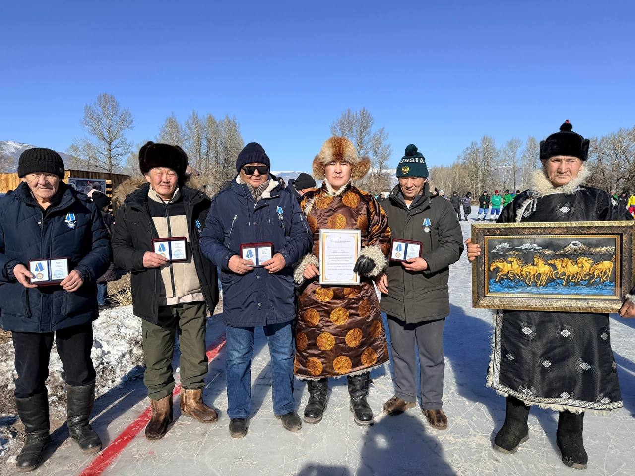 В Дзун-Хемчикском районе прошел республиканский турнир по хоккею с мячом В Дзун-Хемчикском районе прошел республиканский турнир по хоккею с мячом