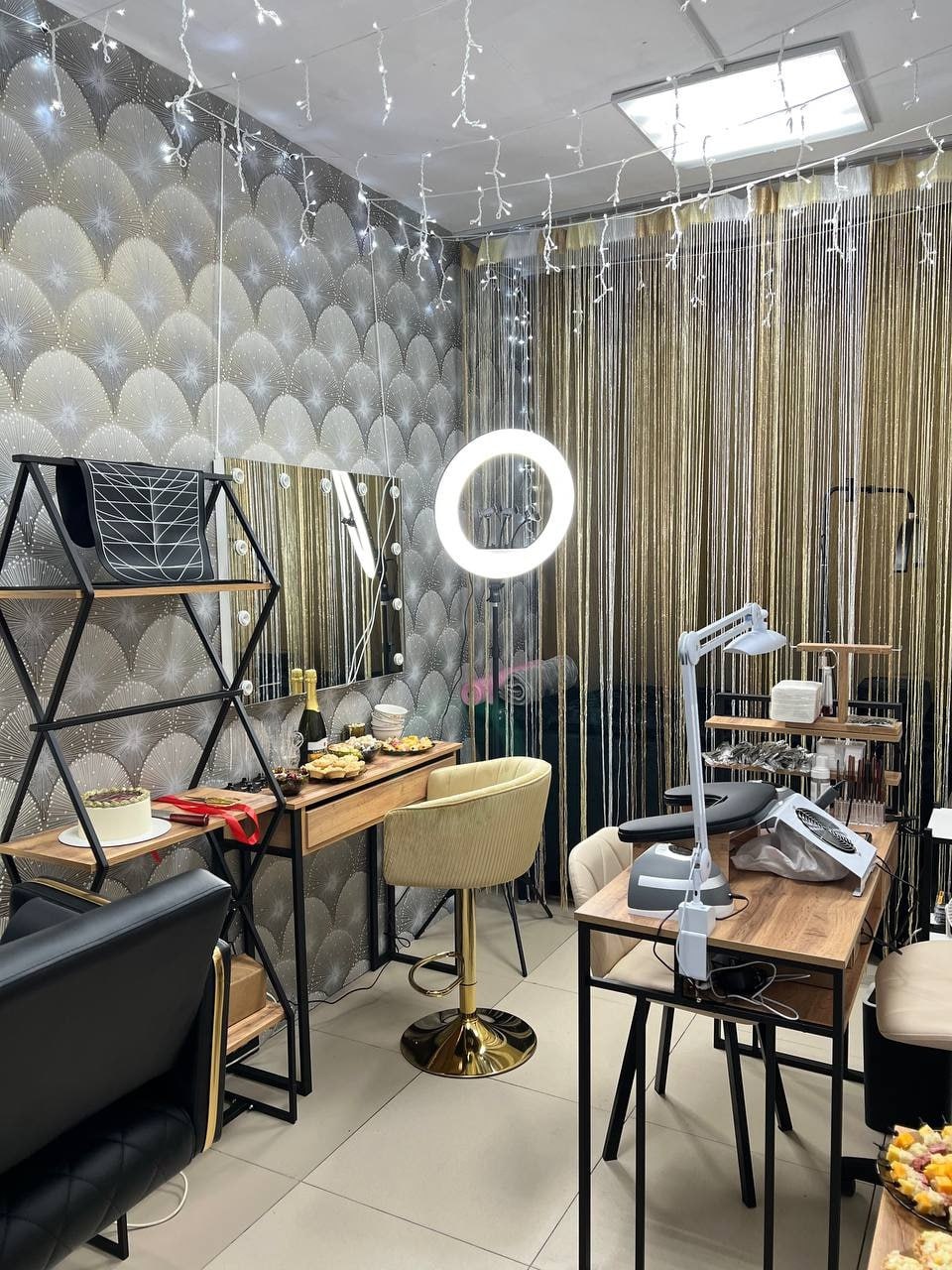 Жительница Чаа-Холя открыла студию красоты благодаря соцконтракту Жительница Чаа-Холя открыла студию красоты благодаря соцконтракту