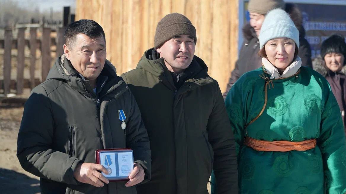 В Дзун-Хемчикском районе прошел республиканский турнир по хоккею с мячом В Дзун-Хемчикском районе прошел республиканский турнир по хоккею с мячом