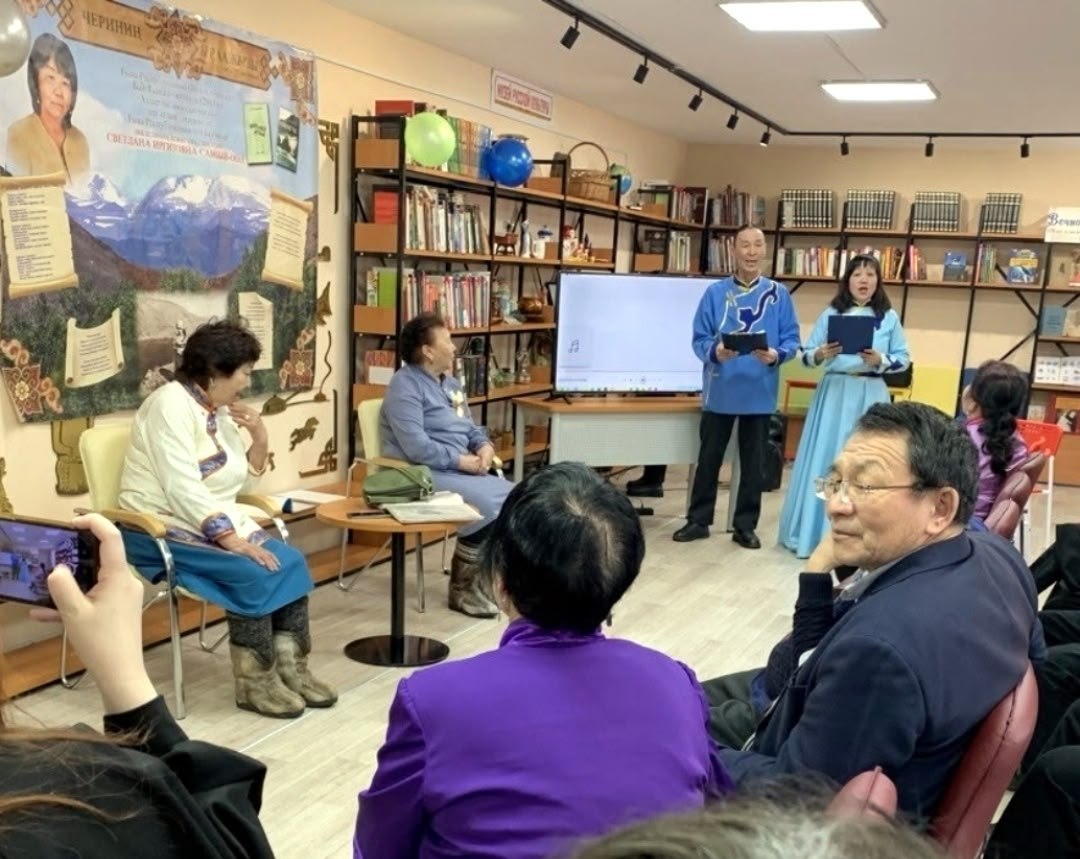 Чогаалчы кадыннар-биле болчаг Чогаалчы кадыннар-биле болчаг