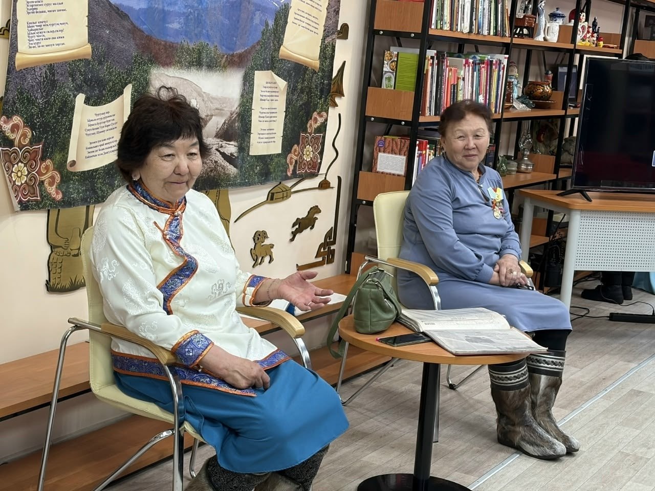 Чогаалчы кадыннар-биле болчаг