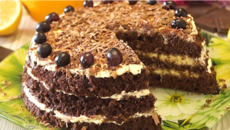 Неожиданный шоколадный торт за 15 минут: секреты быстрого приготовления