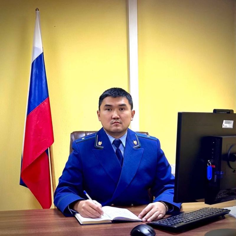 Прокуратура восстановила трудовые права многодетной матери, незаконно уволенной из школы