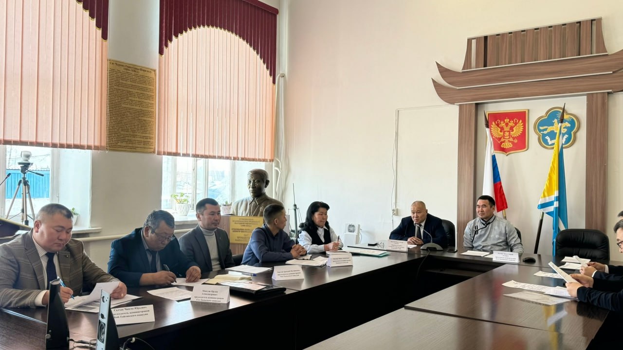 В Туве состоялось зональное совещание по подготовке к весенне-полевым работам