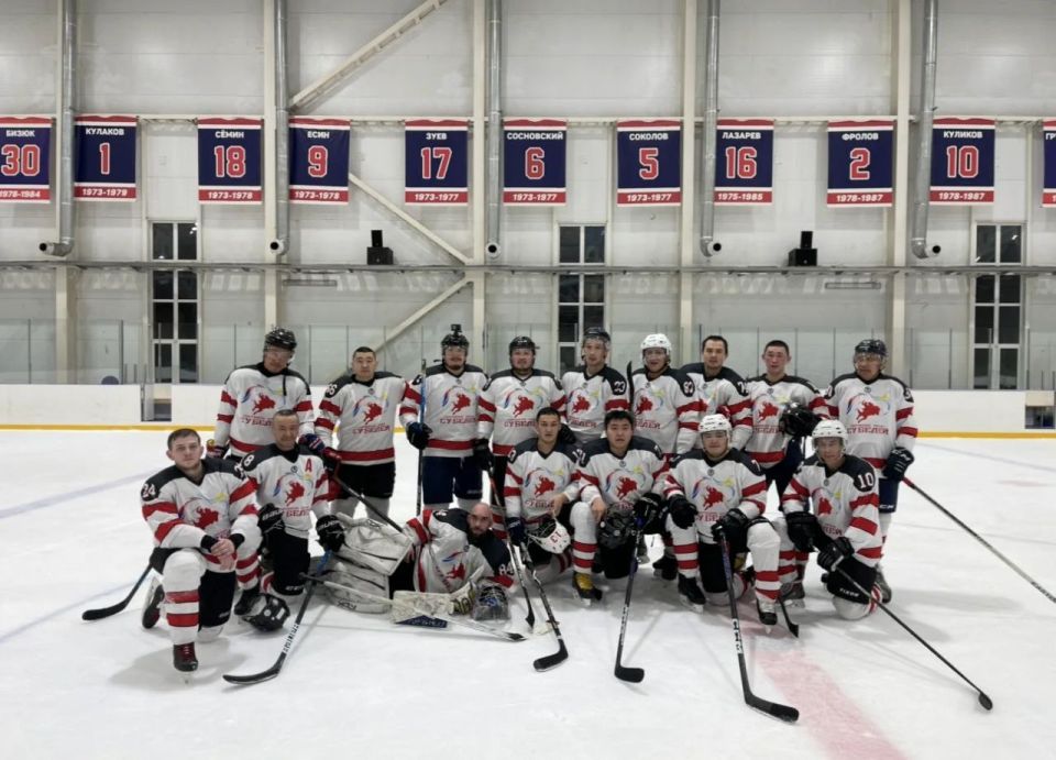 Сотрудники МВД по Республике Тыва стали победителями чемпионата Красноярской любительской хоккейной лиги