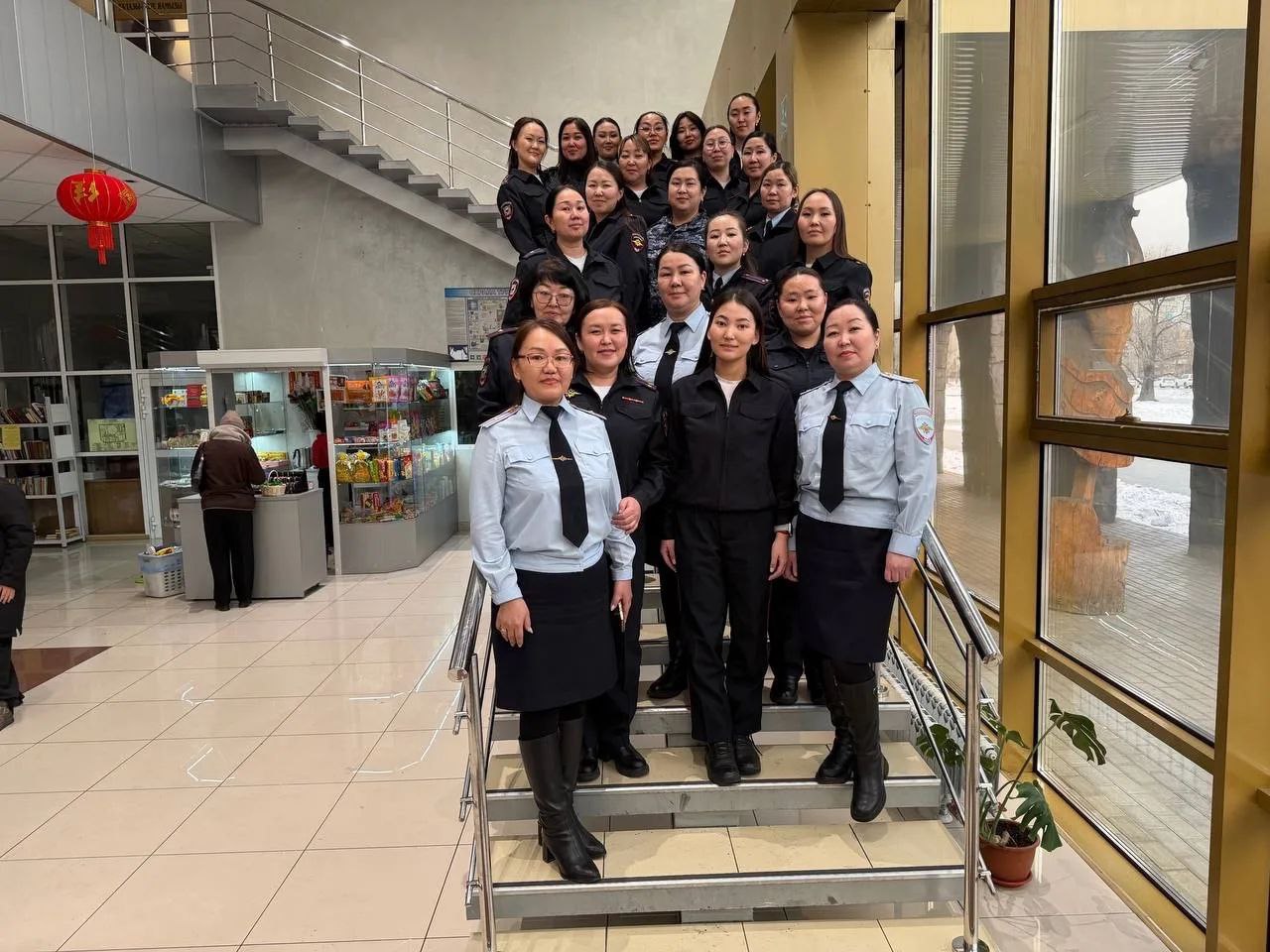 Сотрудники МВД Тувы приняли участие в обучающем семинаре по профилактике безнадзорности и правонарушений несовершеннолетних Сотрудники МВД Тувы приняли участие в обучающем семинаре по профилактике безнадзорности и правонарушений несовершеннолетних