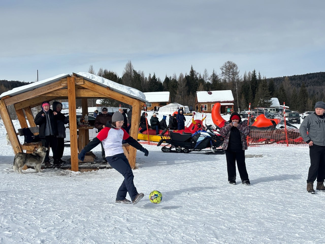 Сила, драйв и командный дух: на станции «Тайга» прошла спартакиада студенческих отрядов ТувГУ Сила, драйв и командный дух: на станции «Тайга» прошла спартакиада студенческих отрядов ТувГУ