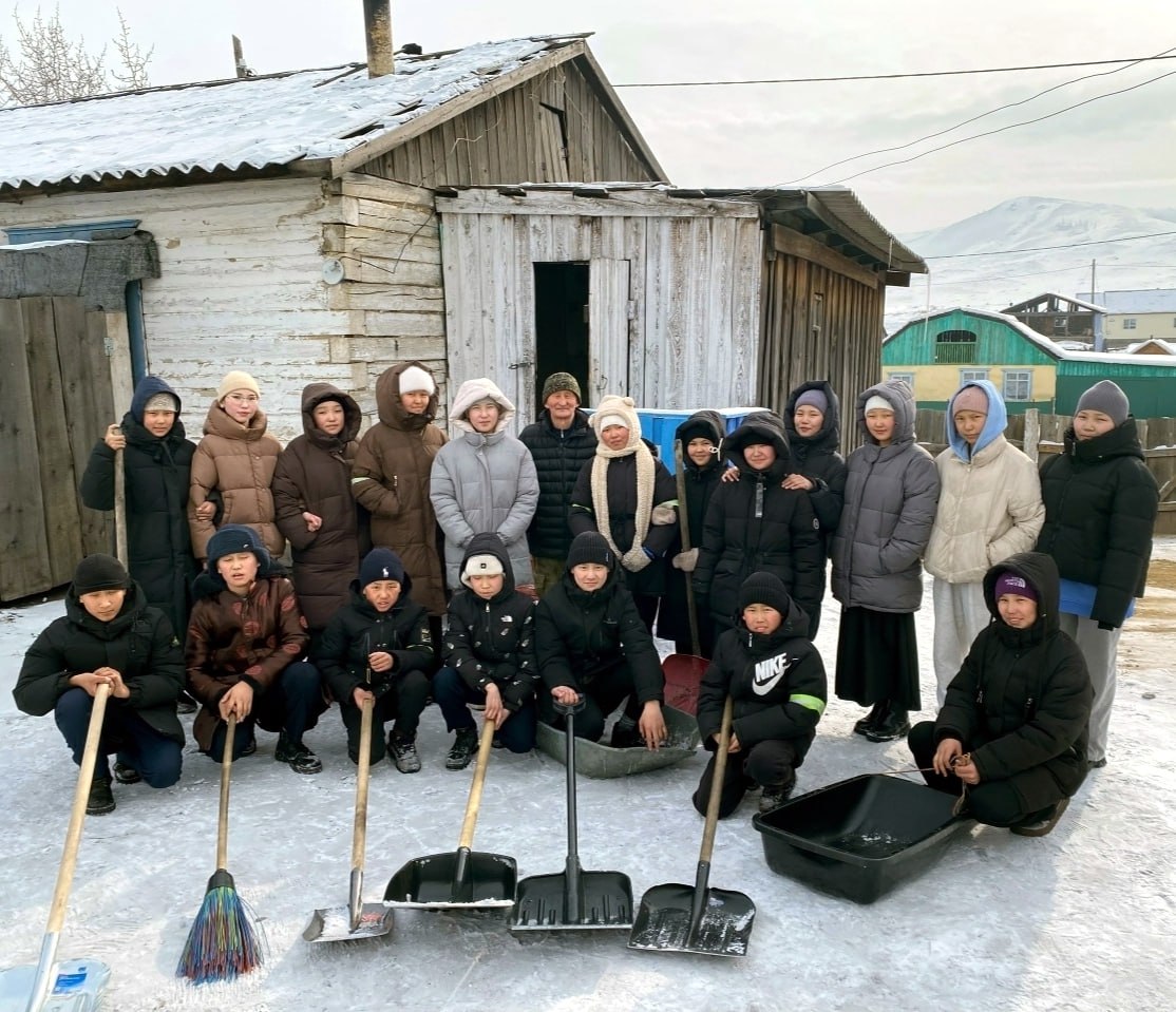 Сесерлиг школазыны реникчилери тускай шериг операциязыны киржикчилеринге болгаш дайынчы хделиишкиннер хоочуннарынга тимуржу дузаны доктаамал чедирип турарын редилге чери дынаткан