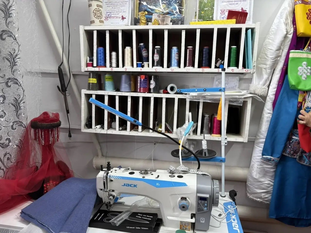 Многодетная мать из Тувы открыла швейное ателье благодаря господдержке Многодетная мать из Тувы открыла швейное ателье благодаря господдержке