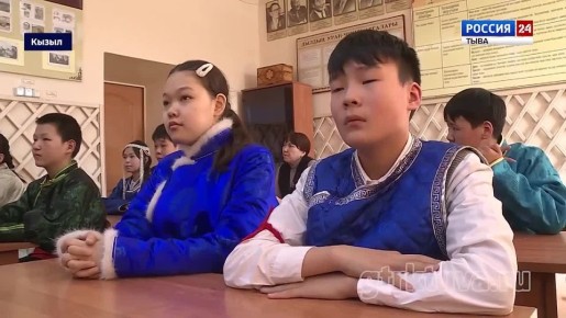 Буддизм в школах. Сегодня во второй школе Кызыла прошли классные часы