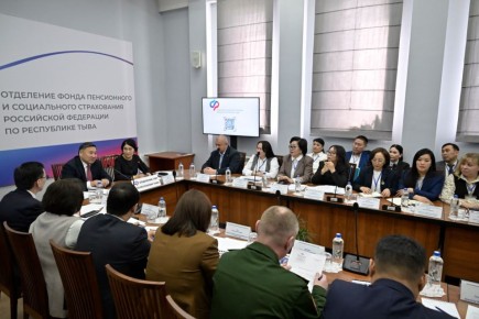 Владислав Ховалыг сегодня принял участие в расширенном итоговом заседании Отделения Социального фонда России по Республике Тыва по итогам деятельности ведомства за 2025 год