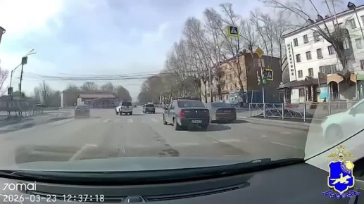 Установлен очередной водитель, допустивший выезд на встречную полосу через двойную сплошную