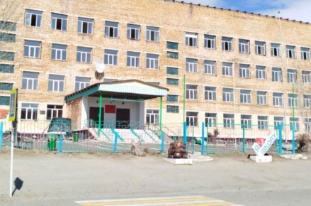 В Ак-Довураке стартовал ремонт школы №3 в рамках федерального проекта