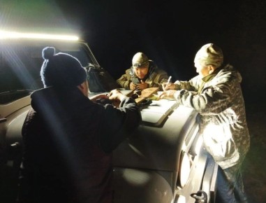 Охотинспекторы провели рекордное число рейдов против браконьеров в 2025 году