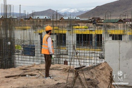 � ������ ������� ������ ������������� ����� ����� �� 825 ����