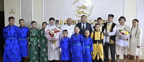 Тывага ажаалда-тежээлде болгаш харагалзал ажылдакчызыны хнн бир дугаар демдеглеп эрттирген