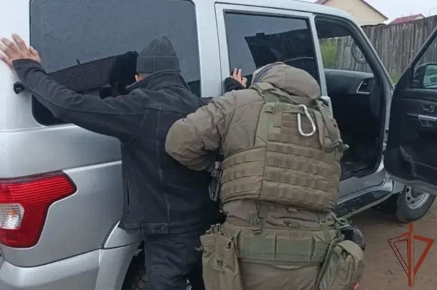 При силовой поддержке спецназа Росгвардии в Республике Тыва задержан подозреваемый в хищении лошади