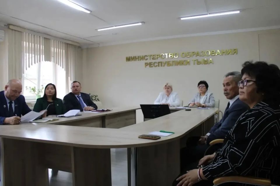 Тува подтвердила готовность к межрегиональной научной кооперации на форуме в Томске