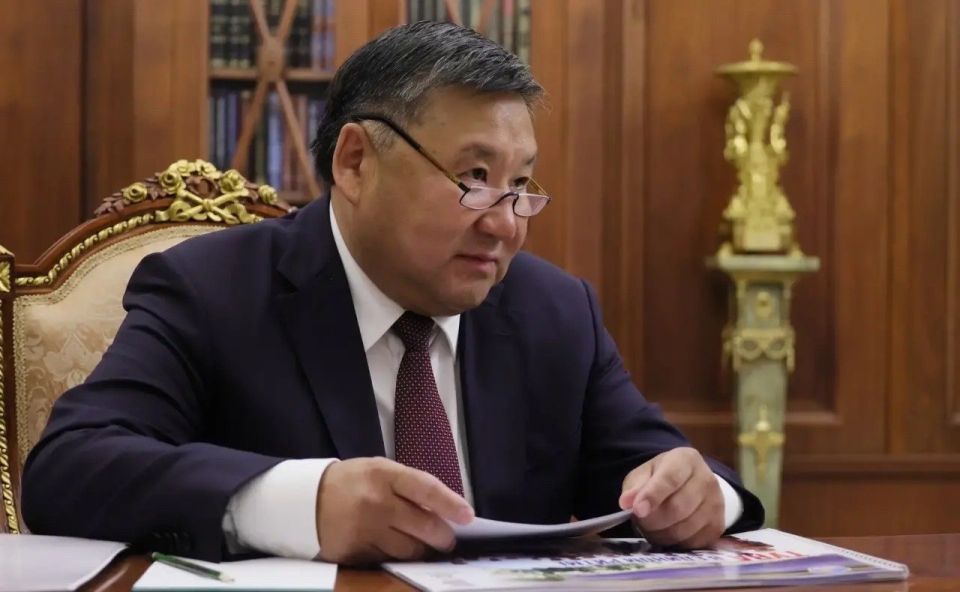 Глава Тувы Владислав Ховалыг обсудил с Президентом страны Владимиром Путиным развитие республики Глава Тувы Владислав Ховалыг обсудил с Президентом страны Владимиром Путиным развитие республики