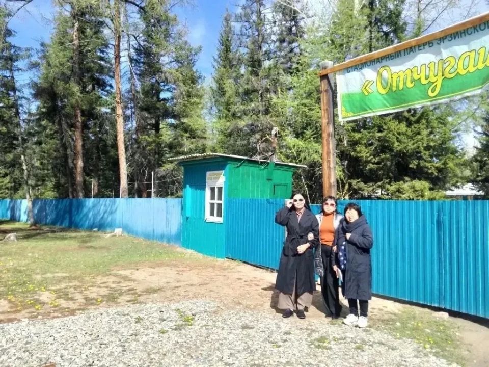 В Туве начались выездные проверки детских лагерей В Туве начались выездные проверки детских лагерей