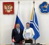 #созидатели_Тувы. В Год созидательного труда и семейных ценностей, объявленный в Туве Главой республики Владиславом Ховалыгом, Благодарственное письмо от руководителя региона было вручено База-оолу Топча, сотруднику...
