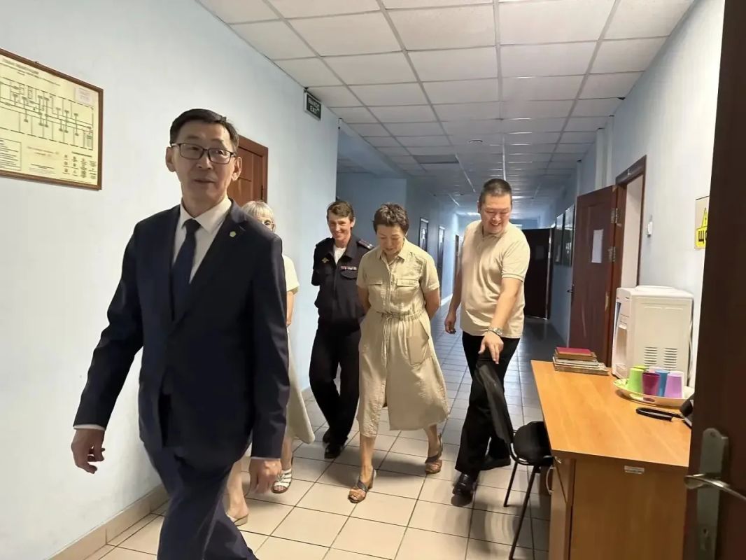 Заместитель Председателя Правительства Тувы Орлан Сарыглар посетил ЦВСНП МВД по Республике Тыва Заместитель Председателя Правительства Тувы Орлан Сарыглар посетил ЦВСНП МВД по Республике Тыва