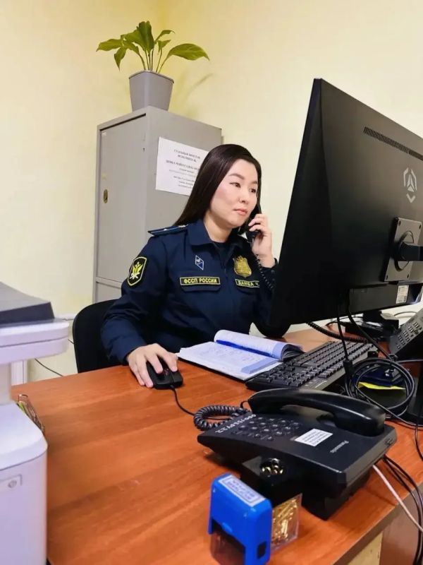 В Туве домашний верблюд покалечил мужчину В Туве домашний верблюд покалечил мужчину