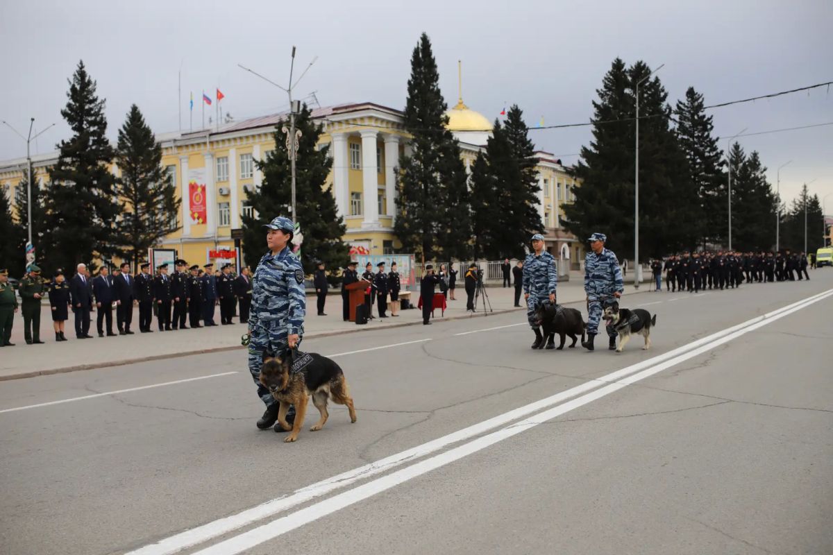 В Кызыле 11 сентября состоится общий гарнизонный развод сотрудников правоохранительных структур В Кызыле 11 сентября состоится общий гарнизонный развод сотрудников правоохранительных структур