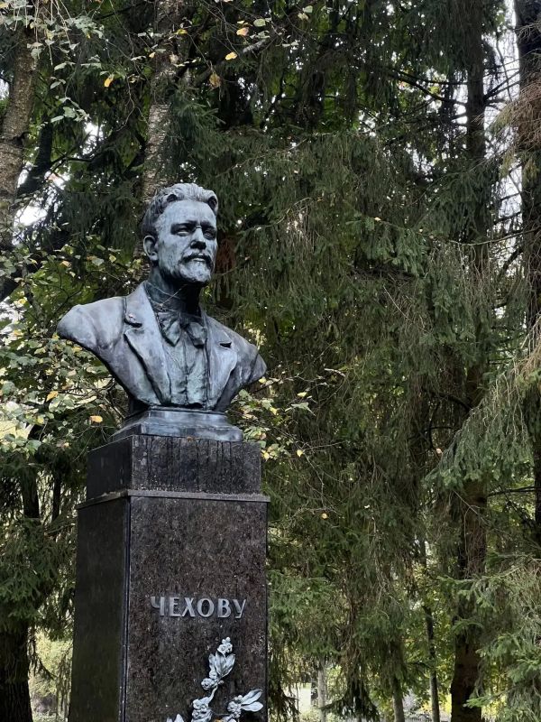 Школьники Тувы вернулись с культурно-просветительской поездки из Москвы Школьники Тувы вернулись с культурно-просветительской поездки из Москвы