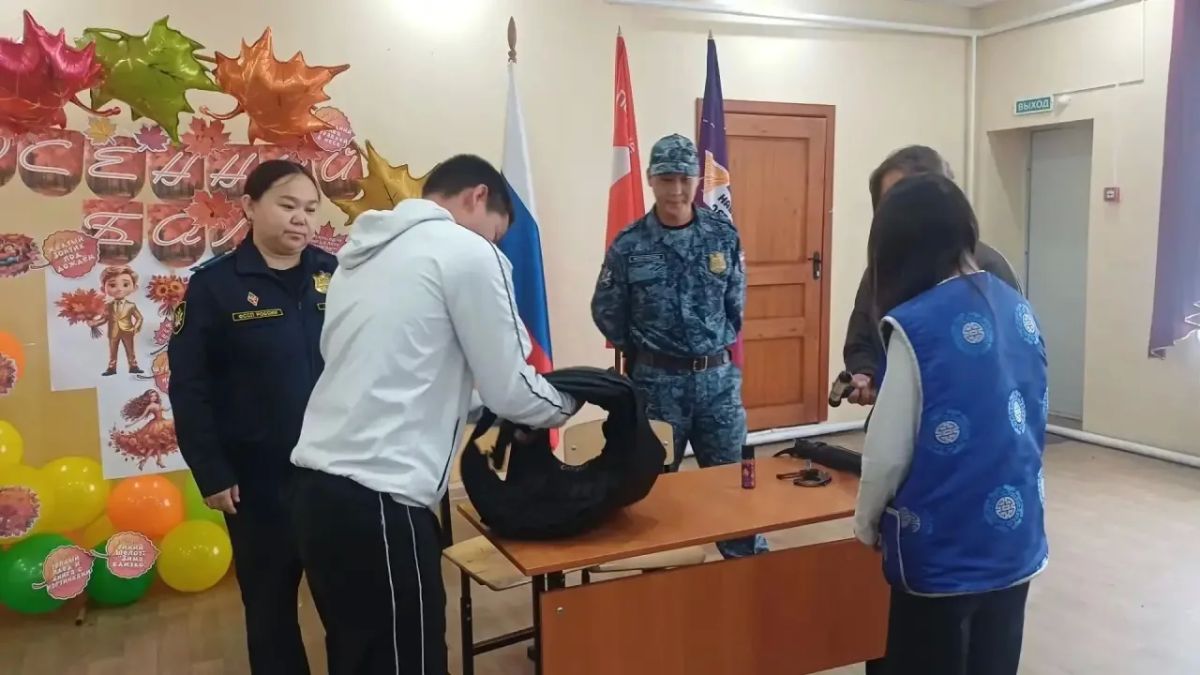 «Неделя правовых знаний» вместе с судебными приставами продолжается «Неделя правовых знаний» вместе с судебными приставами продолжается