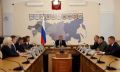 Полномочный представитель Президента Российской Федерации в Сибирском федеральном округе Анатолий Серышев провел очередную рабочую встречу со спортсменами, занимающимися ПОДА-футболом на электроколясках