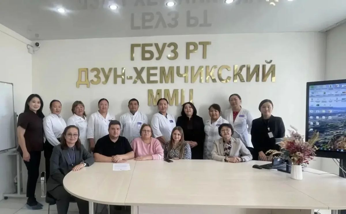 В период с 22 по 24 сентября 2026 года комиссией Красноярского Регионального центра по надзору за корью, краснухой и эпидемическим паротитом проведена оценка готовности территориальных органов и учреждений Роспотребнадзора... В период с 22 по 24 сентября 2026 года комиссией Красноярского Регионального центра по надзору за корью, краснухой и эпидемическим паротитом проведена оценка готовности территориальных органов и учреждений Роспотребнадзора...