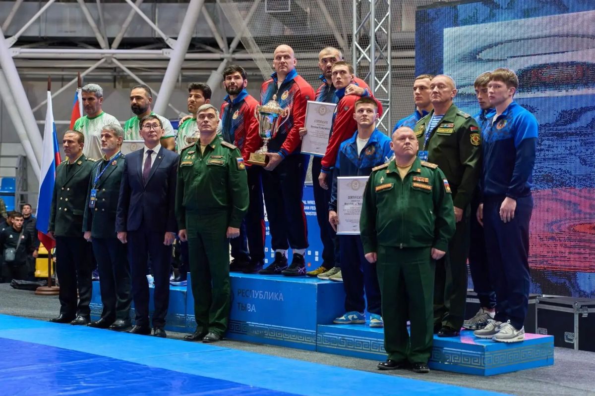 IV Международный турнир среди военнослужащих по спортивной борьбе на Кубок Министра обороны РФ завершился в Кызыле. В состязаниях приняли участие больше 100 атлетов из 14 стран: Россия, Иран, Иордания, Ливан, Алжир и другие IV Международный турнир среди военнослужащих по спортивной борьбе на Кубок Министра обороны РФ завершился в Кызыле. В состязаниях приняли участие больше 100 атлетов из 14 стран: Россия, Иран, Иордания, Ливан, Алжир и другие