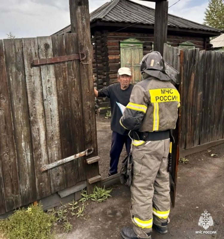 Свыше 6200 рейдов, 70 тысяч бесед: итоги ежедневной профилактики МЧС Тувы Свыше 6200 рейдов, 70 тысяч бесед: итоги ежедневной профилактики МЧС Тувы