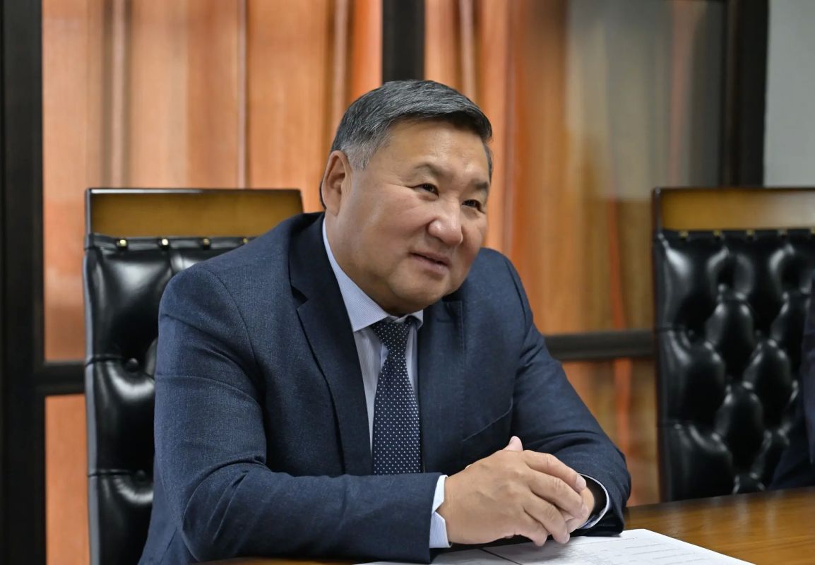 Владислав Ховалыг: Многие из вас наверняка уже видели в новостях материалы о семье Назын из Эрзина Владислав Ховалыг: Многие из вас наверняка уже видели в новостях материалы о семье Назын из Эрзина