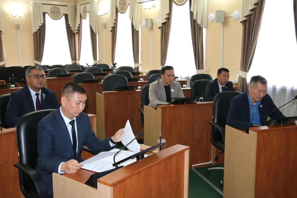 Сегодня в Верховном Хурале прошли заседания еще трех профильных комитетов, на которых были рассмотрены законопроекты, рекомендованные к включению в повестку предстоящего сессионного заседания Сегодня в Верховном Хурале прошли заседания еще трех профильных комитетов, на которых были рассмотрены законопроекты, рекомендованные к включению в повестку предстоящего сессионного заседания