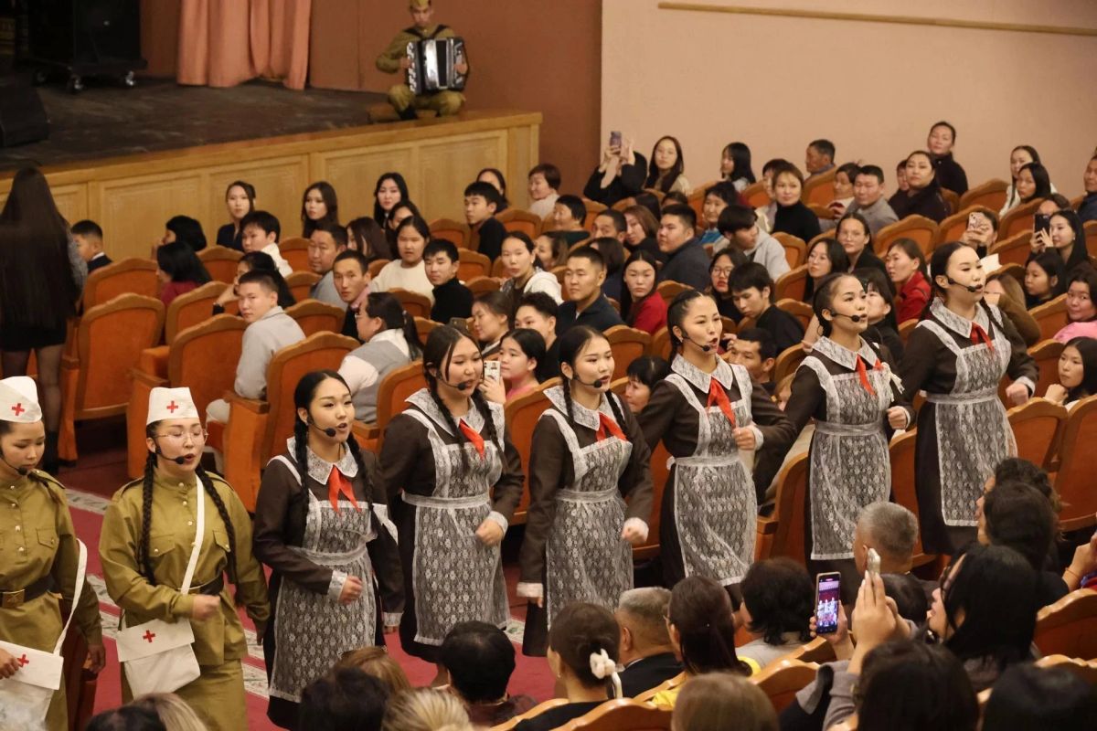 «Молитва матери»: глубокое погружение в искусство «Молитва матери»: глубокое погружение в искусство